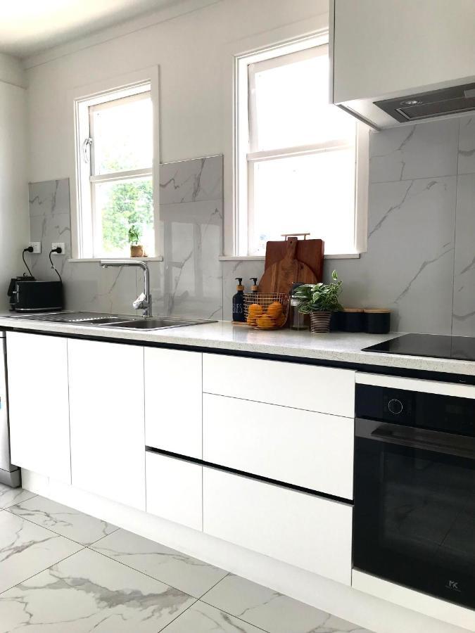 Bright & Comfy Stay In Newly Renovated Home With Parking Auckland Dış mekan fotoğraf